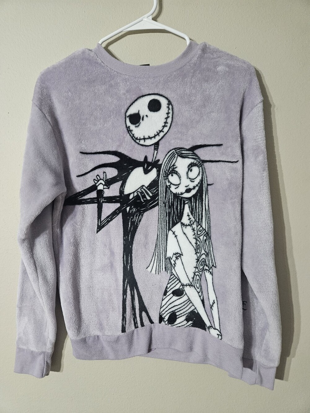 Nightmare Before Christmas Comfy Sweater Small